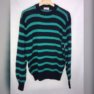 Brooks brothers crewneck long sleeve sweater.